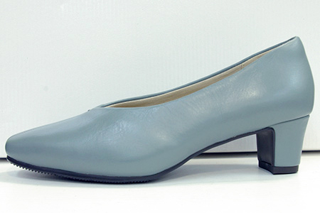 外反母趾予防パンプス