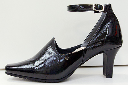 外反母趾予防パンプス