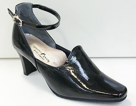 外反母趾予防パンプス