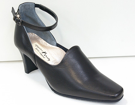 外反母趾予防パンプス