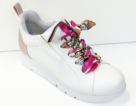 外反母趾予防ウォーキングシューズ